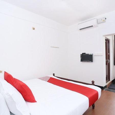 Oyo Flagship Kaveri Tourist Home Guruvāyūr 외부 사진