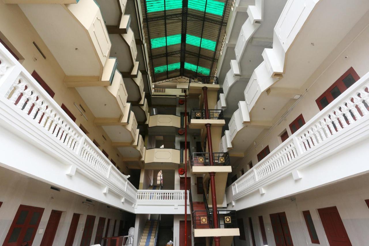 Oyo Flagship Kaveri Tourist Home Guruvāyūr 외부 사진