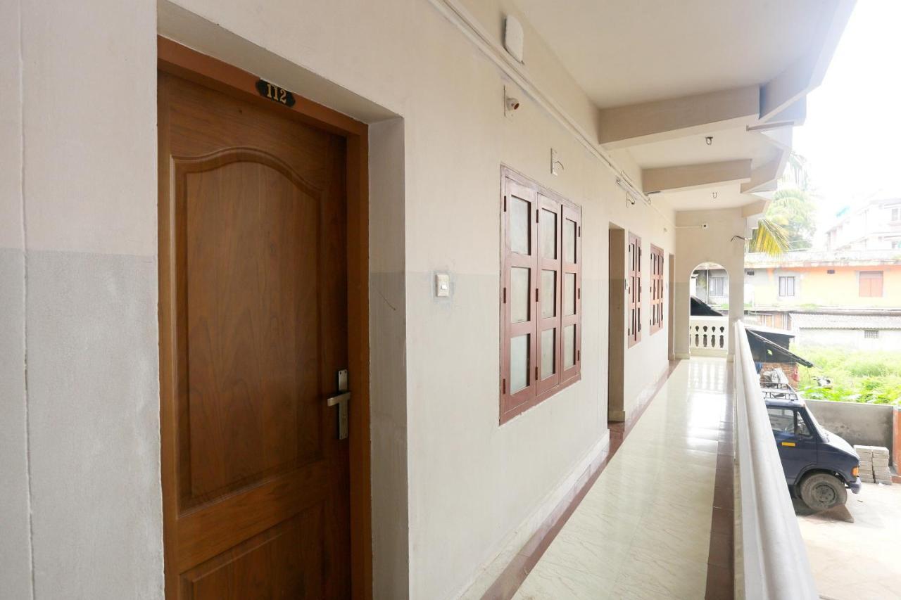 Oyo Flagship Kaveri Tourist Home Guruvāyūr 외부 사진