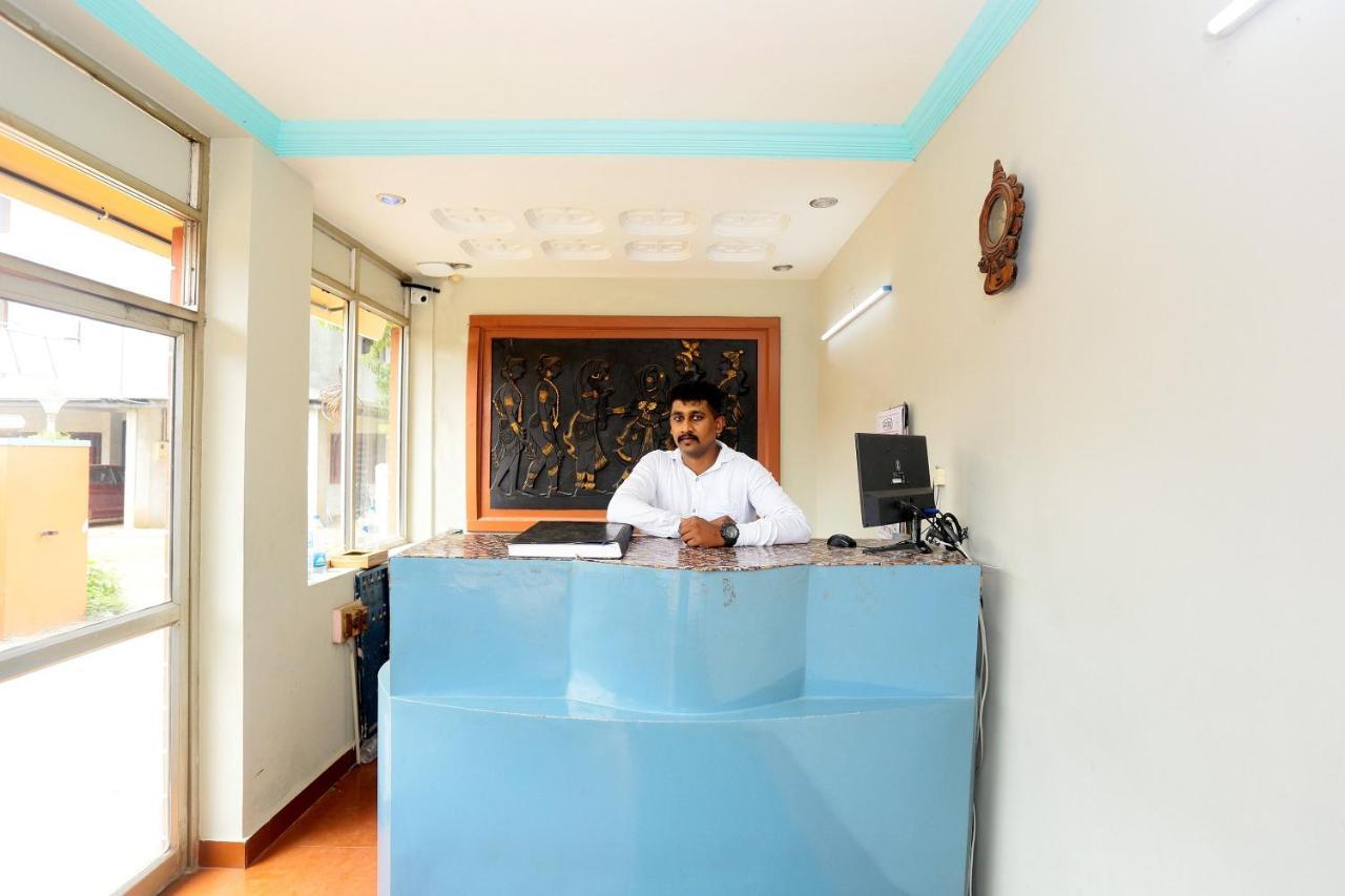Oyo Flagship Kaveri Tourist Home Guruvāyūr 외부 사진